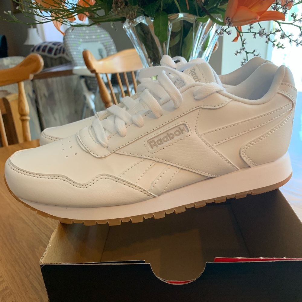 Reebok women’s shoe size 7.5